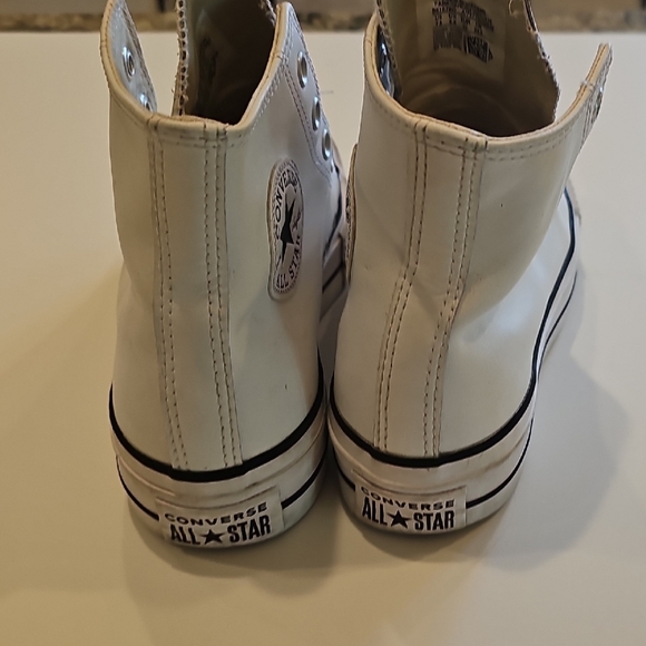 Converse Women's High Top Sneakers White Black Trim Leather Upper Women's 7.5 - Picture 5 of 12